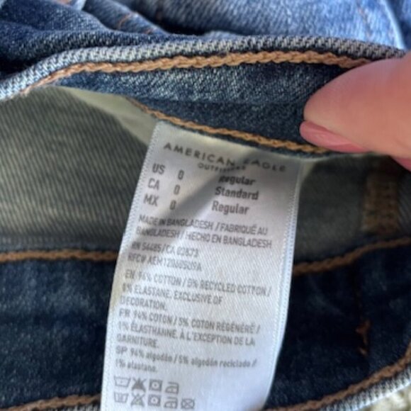 American Eagle Super high-rise baggy straight jeans size 0 - Picture 7 of 8